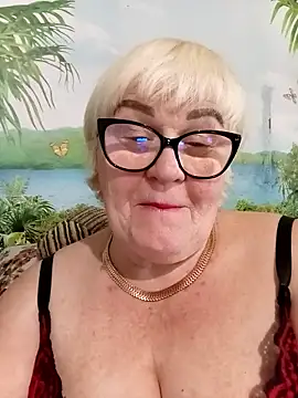 VioletSweet5566 online show from May 13, 10:00 am