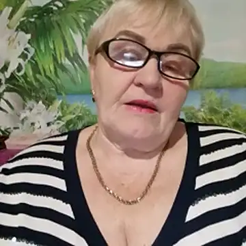 VioletSweet5566 online show from October 19, 1:36 pm