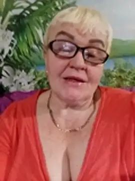 VioletSweet5566 online show from November 26, 11:49 pm