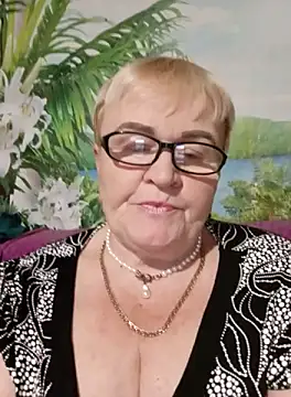 VioletSweet5566 online show from September 22, 6:36 pm