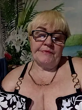 VioletSweet5566 online show from January 8, 7:09 pm