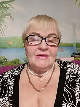 VioletSweet5566 online show from November 9, 6:34 pm