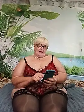Snapshot of VioletSweet5566 chatting on July 20, 3:58 pm VioletSweet5566 online show from July 20, 3:58 pm