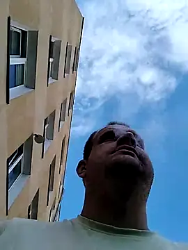 Snapshot of HardCouple33 chatting on September 21, 9:58 am HardCouple33 online show from September 21, 9:58 am