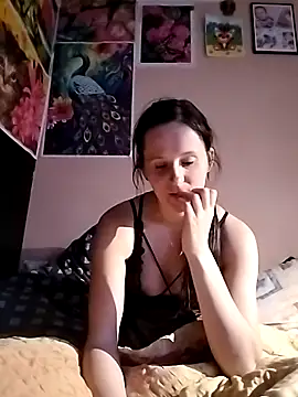 Snapshot of HardCouple33 chatting on May 28, 7:20 pm HardCouple33 online show from May 28, 7:20 pm
