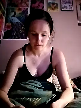 Snapshot of HardCouple33 chatting on May 13, 7:10 pm HardCouple33 online show from May 13, 7:10 pm