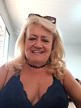 Belladama61 online show from May 4, 10:18 am