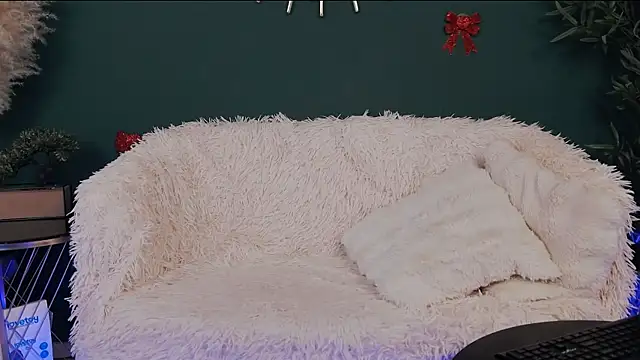 NatashaIvacenko online show from February 8, 4:10 am