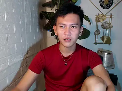 Snapshot of RalfAsian25 chatting on May 14, 3:42 pm RalfAsian25 online show from May 14, 3:42 pm