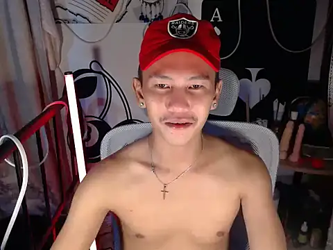 RalfAsian25 online show from February 11, 5:24 pm