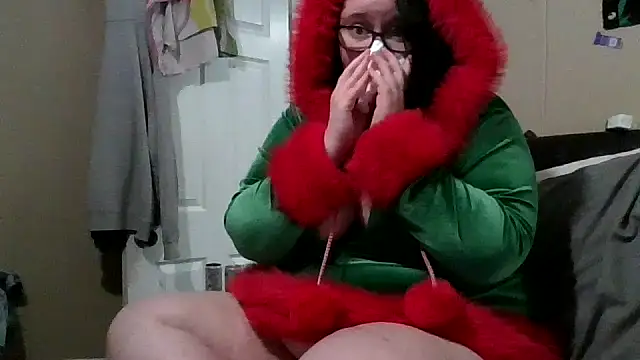 Snapshot of cheekychick420 chatting on December 16, 6:28 am cheekychick420 online show from December 16, 6:28 am