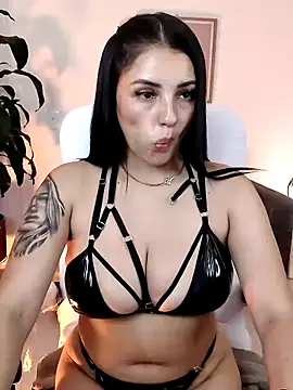 Julieta92  online show from March 25, 8:41 pm