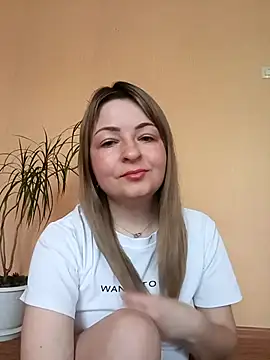 Snapshot of Kate2891 chatting on May 15, 5:05 am Kate2891 online show from May 15, 5:05 am