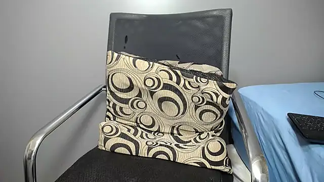 Ozimpho online show from February 25, 10:04 am