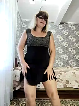 AliceGold5231 online show from September 18, 5:32 am