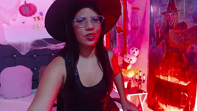 SamantaSweett  online show from October 23, 2:16 pm