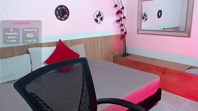 SamantaSweett  online show from February 14, 1:33 pm