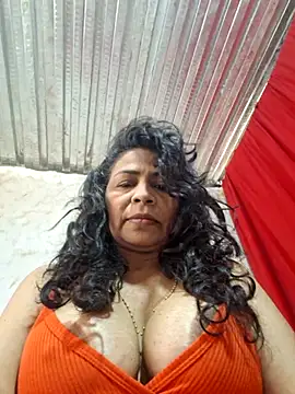 floresblancas online show from May 2, 2:22 pm