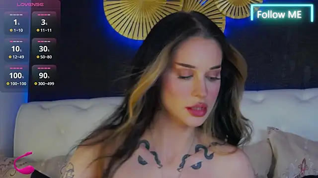 Snapshot of BellaKarma chatting on June 20, 4:45 pm BellaKarma online show from June 20, 4:45 pm