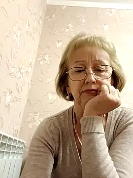 AlikaSwan5821 online show from September 25, 12:00 pm