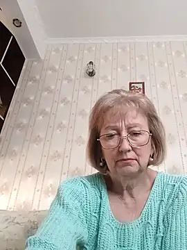 AlikaSwan5821 online show from October 29, 1:10 pm