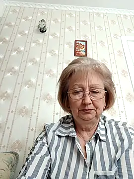 AlikaSwan5821 online show from May 2, 11:26 am