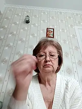 AlikaSwan5821 online show from March 8, 2:42 pm