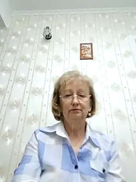 AlikaSwan5821 online show from November 5, 1:58 pm