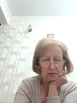 AlikaSwan5821 online show from September 27, 6:36 pm