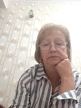 AlikaSwan5821 online show from September 22, 6:36 pm