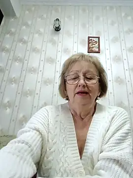 AlikaSwan5821 online show from November 13, 8:35 pm