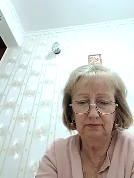 AlikaSwan5821 online show from November 4, 7:50 pm