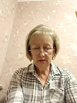 AlikaSwan5821 online show from November 22, 5:45 pm