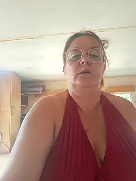 Snapshot of Misspapillon1840 chatting on September 20, 7:35 am Misspapillon1840 online show from September 20, 7:35 am