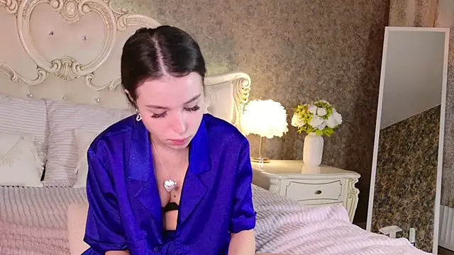 Snapshot of LANA_MILANO chatting on November 22, 11:09 am LANA MILANO online show from November 22, 11:09 am