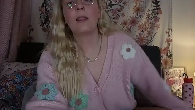 Daisyxoxo  online show from February 12, 9:42 am