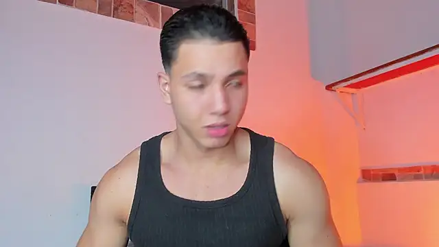 Snapshot of max_valiant1 chatting on September 20, 10:59 pm max valiant1 online show from September 20, 10:59 pm