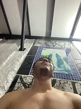 Snapshot of max_valiant1 chatting on December 1, 3:29 am max valiant1 online show from December 1, 3:29 am