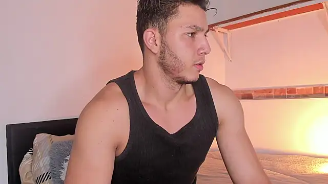 Snapshot of max_valiant1 chatting on September 13, 8:58 am max valiant1 online show from September 13, 8:58 am