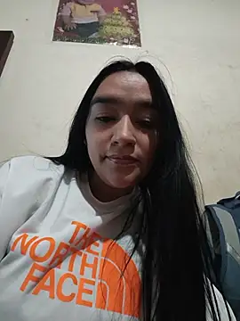 Snapshot of Williams_Hera chatting on July 1, 7:58 pm Williams Hera online show from July 1, 7:58 pm