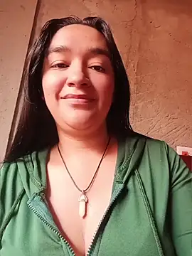Williams Hera online show from April 10, 8:05 pm