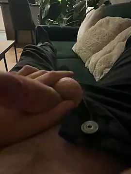 cumshot foryou online show from July 16, 10:29 pm