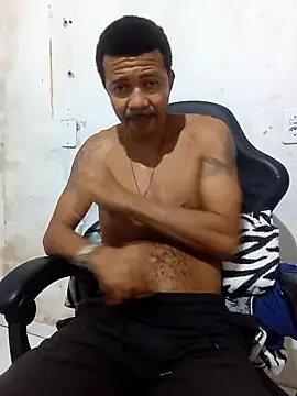 moreno25centimetro online show from April 25, 1:52 am