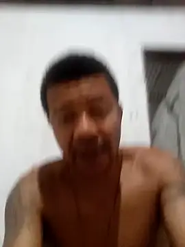 moreno25centimetro online show from April 5, 1:01 am