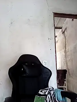 moreno25centimetro online show from April 3, 2:23 pm