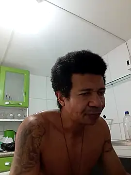 moreno25centimetro online show from December 2, 1:24 pm