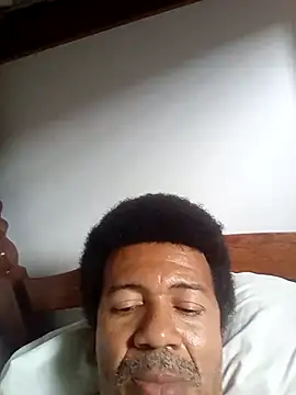 moreno25centimetro online show from December 22, 3:45 pm