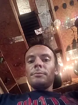 RichardW online show from March 13, 8:41 am