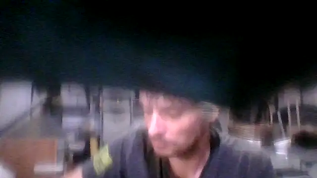 RichardW online show from October 24, 5:28 am