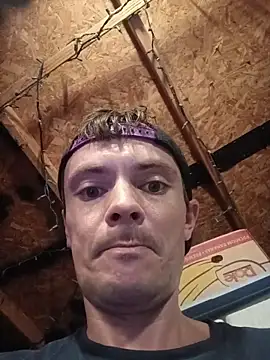 RichardW online show from May 17, 9:20 am